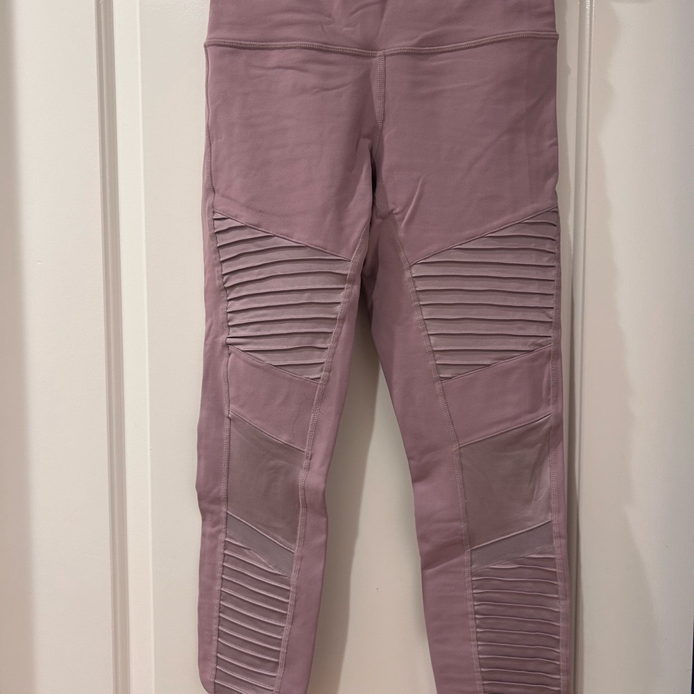 ALO Yoga purple pink leggings with Moto-Style Details